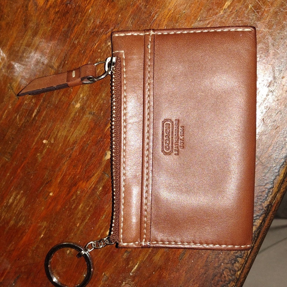 EUC Coach Leatherwear Card Keyholder